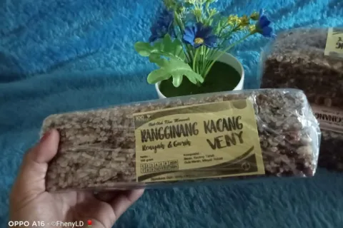 Melihat Proses Pembuatan Rangginang, Cemilan Khas Morowali