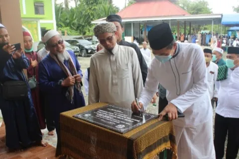 Gedung Asrama Santri Ponpes Masjid Tua Bungku Telah Diresmikan