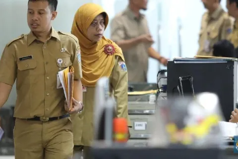 Tak Semua Honorer Diangkat Jadi PNS, Kok Bisa?