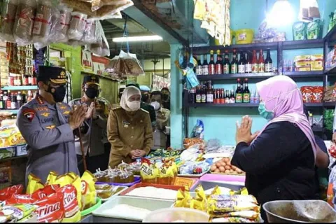 Kapolri: Kalau Minyak Goreng Langka, Kasih Tahu Polisi