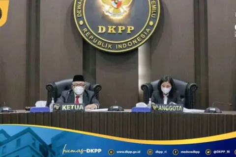 DKPP RI Berhentikan 1 Anggota Komisioner KPUD Parimo