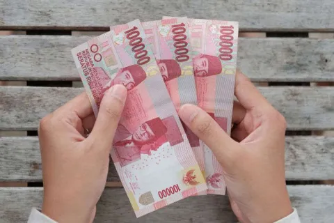 BLT Minyak Goreng Rp 300.000 Bakal Cair, Ini Cara Cek Penerimanya