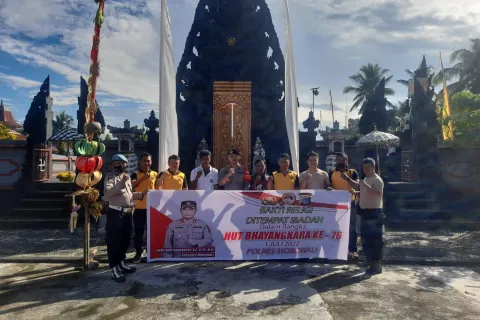 Bakti Sosial di Tempat Ibadah, Kapolres Morowali Harap Polri Dicintai Masyarakat