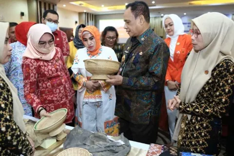 Dekranasda Sulteng Belum Optimal Sejahterakan Pengrajin