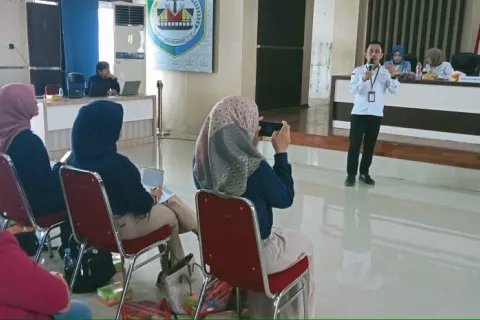 Maksimalkan MPP, DPMPTSP Morowali Bekali Petugas dengan Bimtek