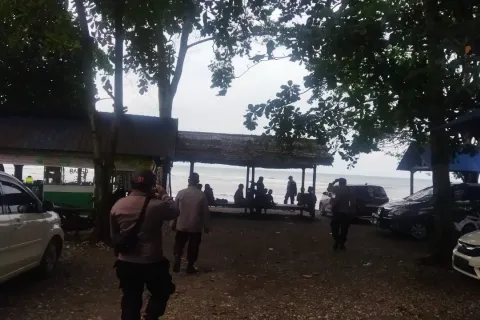 Polsek Bungku Barat Patroli ke Tempat Wisata