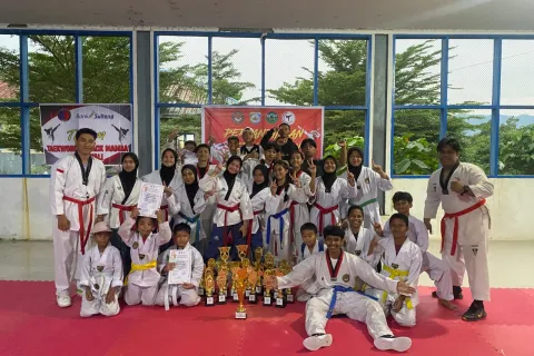 Pertandingan Persahabatan antar Klub Sukses Digelar, Black Mamba Morowali Raih Juara Umum