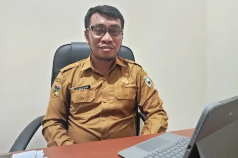 Pemkab Morowali Pastikan Iwan Mbawi Diberhentikan Sementara Bila Status Terdakwa
