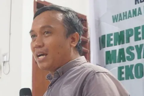 Buang Limbah di Pinggir Jalan, Walhi Minta Pemda Evaluasi Perusahaan