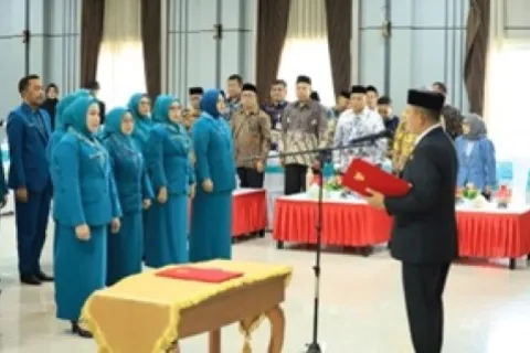 Bupati Morowali Iksan Lantik Pengurus TP-PKK Periode 2025-2030
