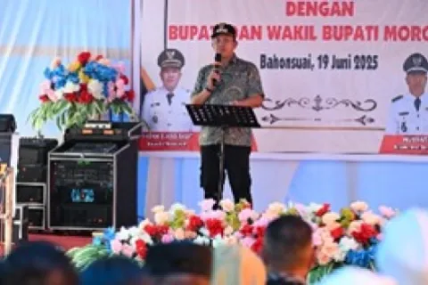 Warga Desa Bahonsuai Syukuran Bersama Bupati dan Wakil Bupati Morowali