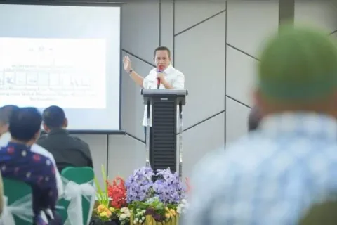 Iksan: Warga Gonta-Ganti KTP Harus Dicoret dari Penerima Bantuan