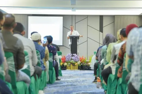 Banjir Kritik di Medsos, Bupati Morowali Mengaku Senang