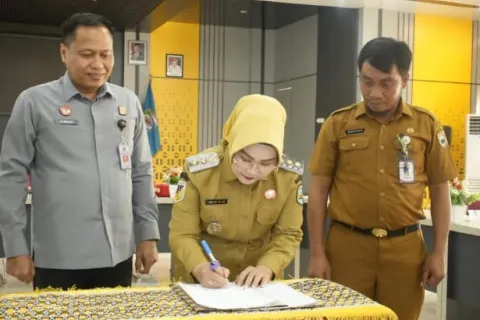 Lindungi HKI, Pemda Morowali dan Kanwil Kemenkumham Sulteng Teken Nota Kesepahaman