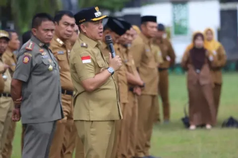 Pemda Morowali Gratiskan Seragam SD dan SMP