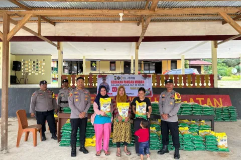Polres Morowali dan Bulog Poso Gelar Pasar Murah Serentak, Sediakan 12 Ton Beras untuk Masyarakat