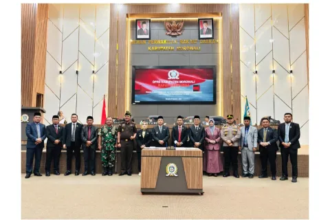 Bupati Ikhsan Sampaikan Rencana Anggaran Perubahan Pendapatan dan Belanja Daerah Kab Morowali Tahun Anggaran 2025