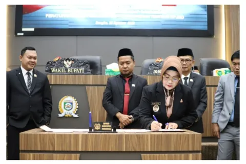 Pemkab Morowali dan DPRD Teken Nota Kesepahaman RPJMD 2025-2029