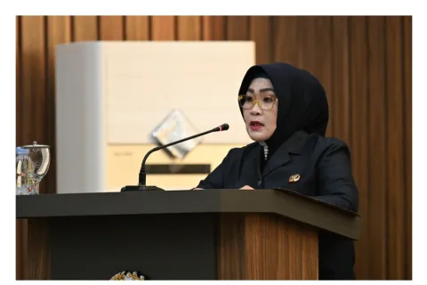 Wabup Iriane Iliyas Sampaikan Pendapat Akhir Bupati Morowali dalam Rapat Paripurna
