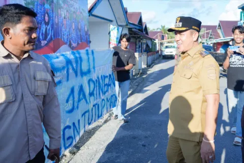 Dikritik Saat Kunjungan ke Menui, Bupati Morowali Anggap Hal Wajar