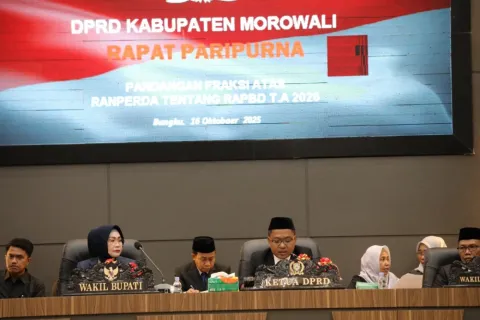 Wakil Bupati Morowali Hadiri Rapat Paripurna ke-12 DPRD dalam Rangka Pandangan Umum Fraksi atas Ranperda RAPBD T.A 2026