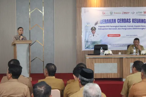 Pemkab Morowali Gandeng OJK Sulteng Gelar Sosialisasi Peningkatan Literasi dan Inklusi Keuangan Masyarakat