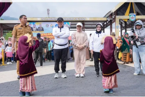 Gebyar PAUD Semarakkan HUT Morowali ke-26, Bupati dan Wakil Bupati Hadiri Acara Meriah di Alun-Alun Rujab