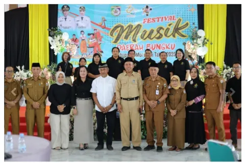 Wakili Bupati Morowali, Asisten III Afridin Buka Festival Musik Daerah Bungku Tahun 2025