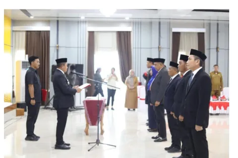 Bupati Morowali Iksan Resmi Lantik dan Ambil Sumpah 6 Pejabat Tinggi Pratama