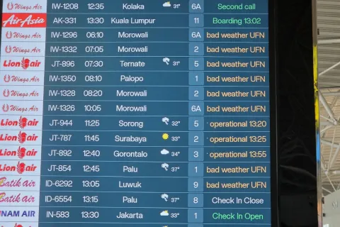 Kabut Asap Lumpuhkan Penerbangan: Sejumlah Rute ke Morowali dan Sulawesi Ditunda, Data METAR Catat Kondisi IFR