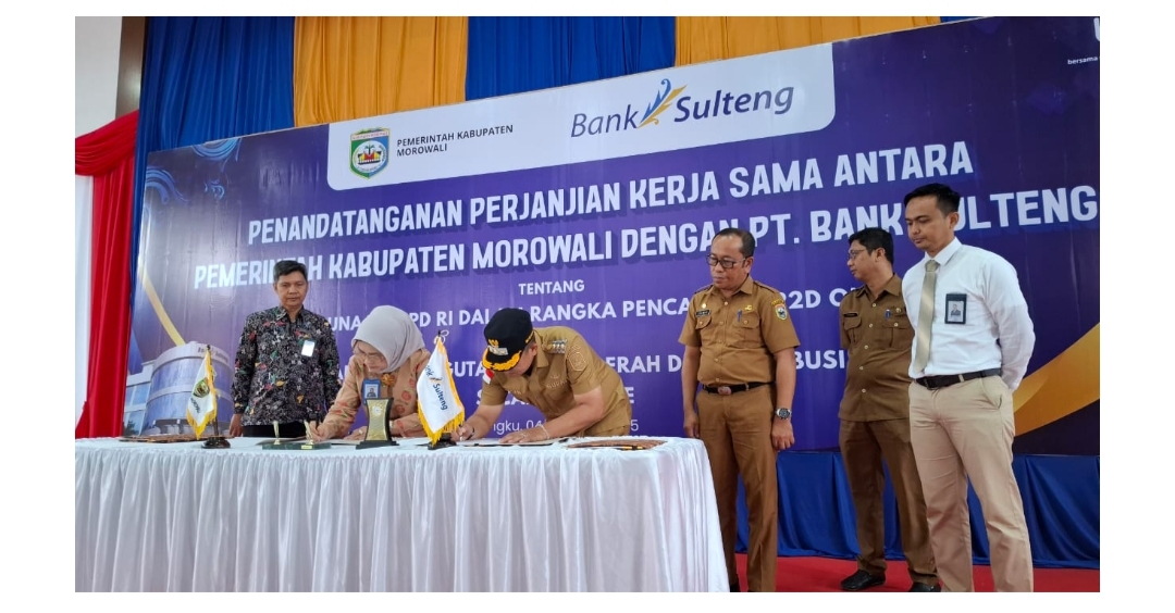 Pt Rauf Bupati Ikhsan Baharudin Abdul Rauf Teken MOU Bersama Dirut PT Bank ...